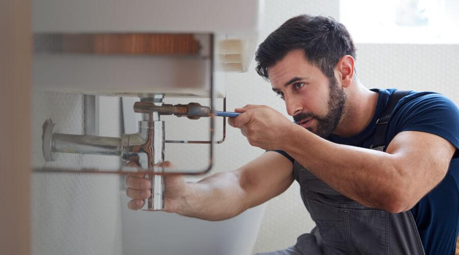 Professional water heater installation services in Benham, KY